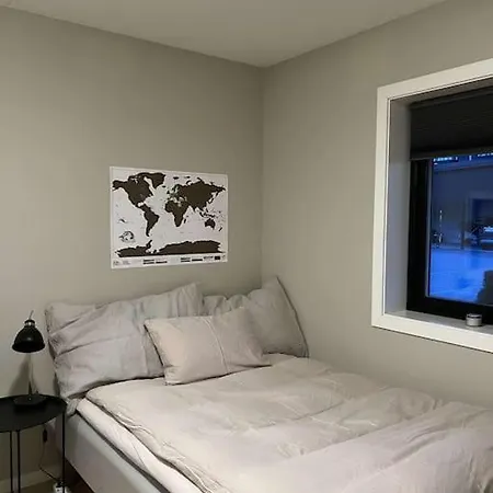 Oppheimhamna 10c Appartement *