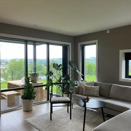 Oppheimhamna 10c Apartman *